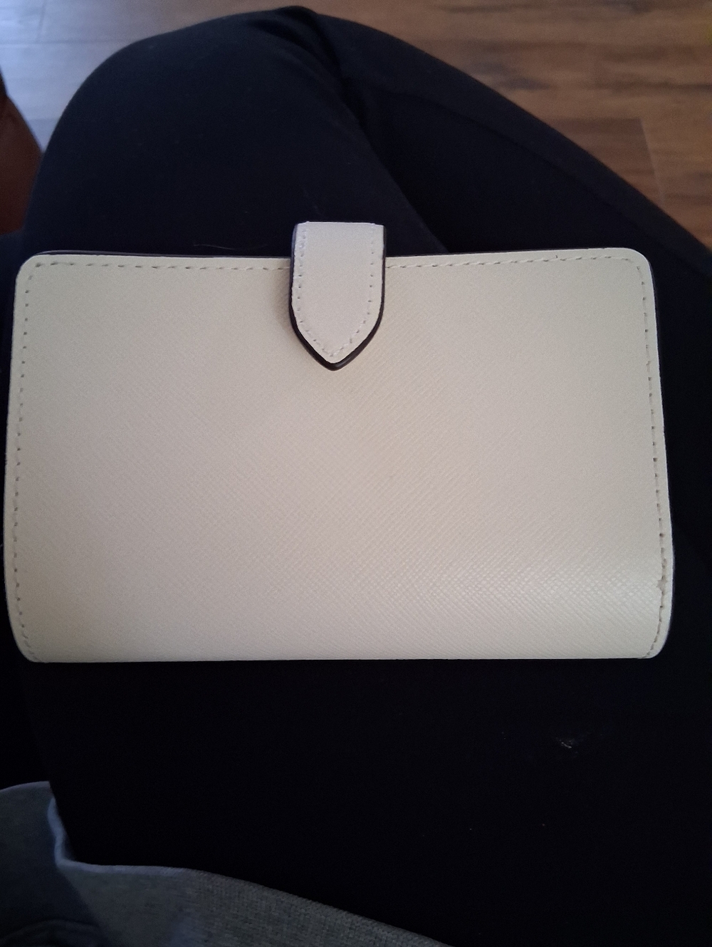 Kate Spade Wallet - Picture 4 of 5